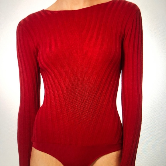 Intermix Casey Knot Back Bodysuit Red - Picture 2 of 8
